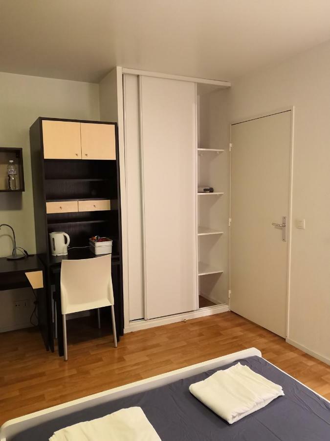 Studio Lumineux 10 Min A La Defense Rueil-Malmaison Εξωτερικό φωτογραφία